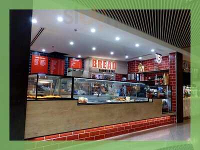 Bread Sandwich Bar