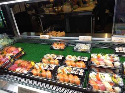 Sushi Hub Chifley Plaza