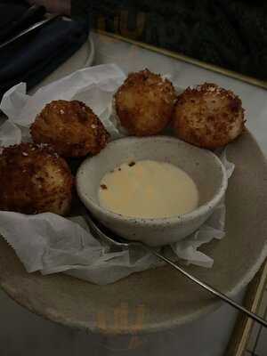 Leigh Street Wine Room