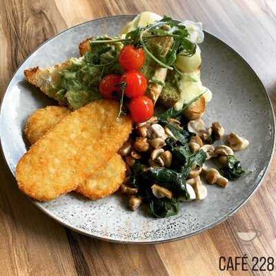 Cafe 228