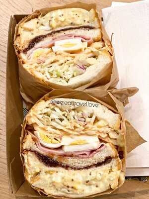 Dari Korean Cafe And Bar