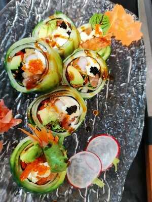 Ichika Sushi & Asian Cuisine