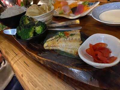 Ichika Sushi & Asian Cuisine