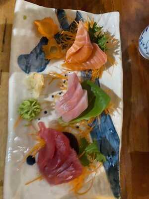 Ichika Sushi & Asian Cuisine