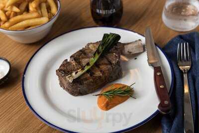 Nautica Pool Bar & Kitchen