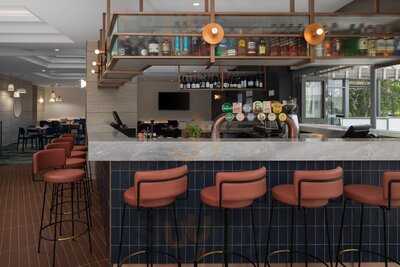 Nautica Pool Bar & Kitchen