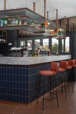 Nautica Pool Bar & Kitchen