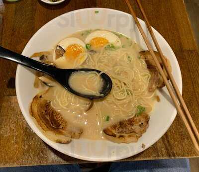 Beppin Ramen And Cake