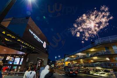 The Sporting Globe Knox