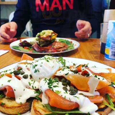 The Valley Foodstore