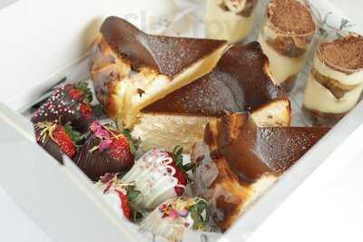 Miss Noble Cafe & Specialty Cakes