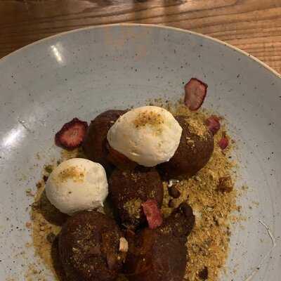 Jack & Jill's Bar And Restaurant