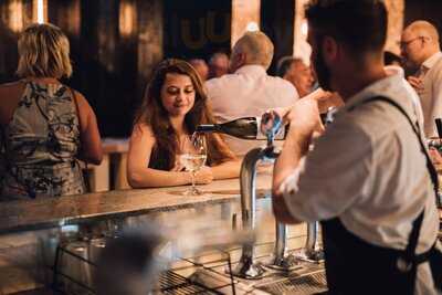 Jack & Jill's Bar And Restaurant