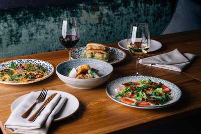 Jack & Jill's Bar And Restaurant