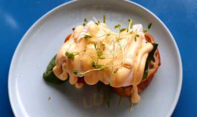 Laffos Bar & Pizzeria