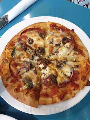 Laffos Bar & Pizzeria