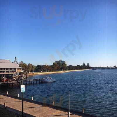 Brewvino Bar Kitchen & Lounge