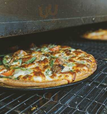 Plain Jane Pizza N Shakes