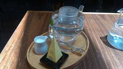 Betweenus Coffee Food Wine