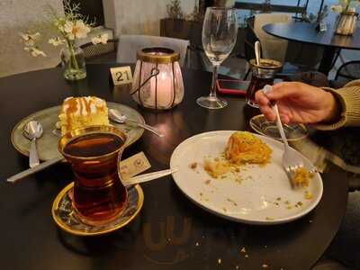 Bomonti Cafe & Restaurant