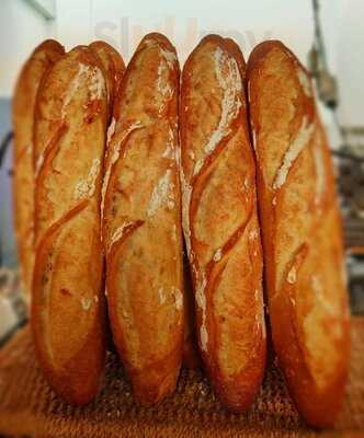 La Baguette By R&m