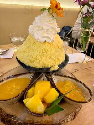 Mango Coco Thai Dessert Cafe
