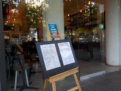 Famish'd - St Kilda Rd