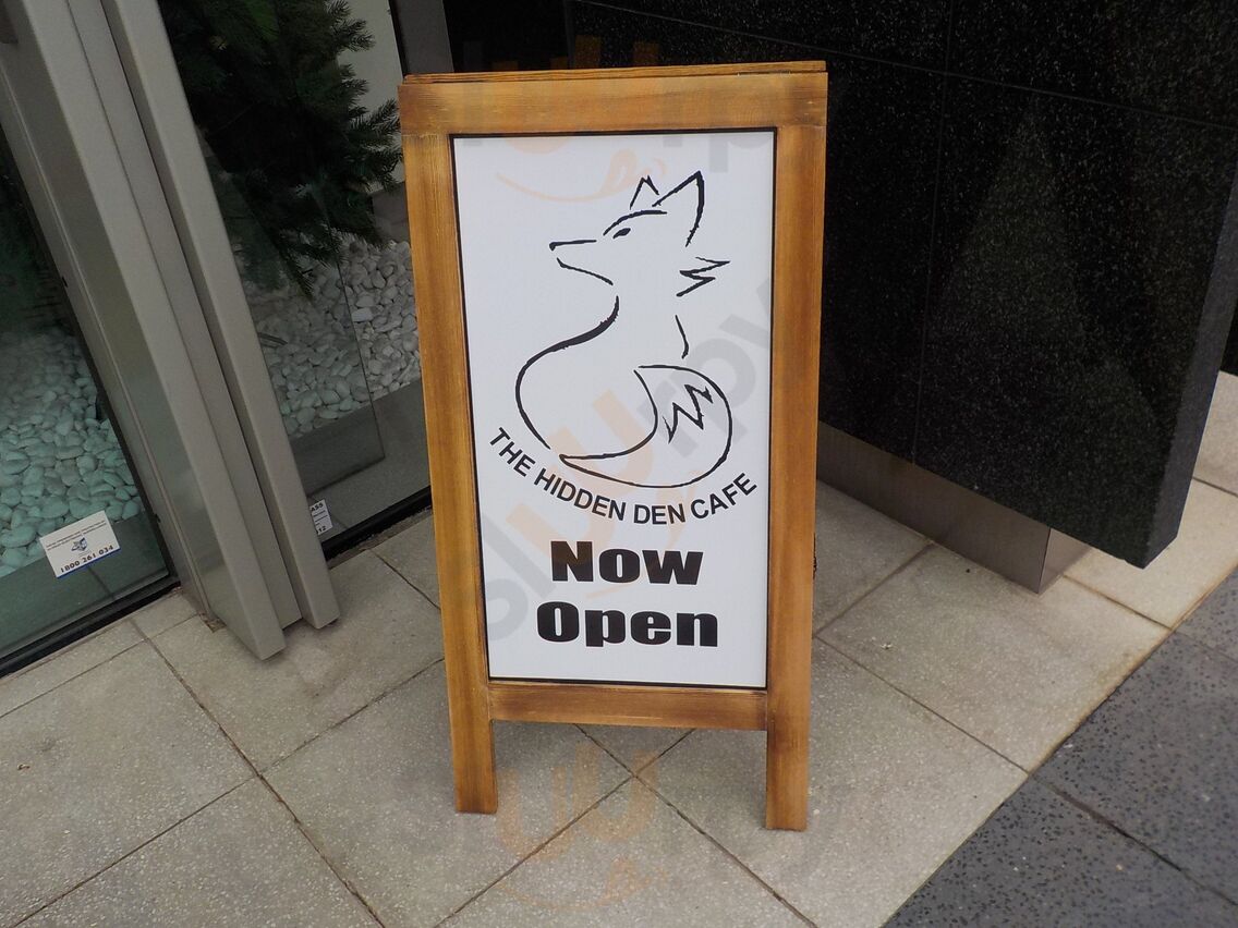 The Hidden Den Cafe