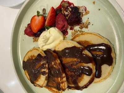 Thomas St. Kitchen & Bar