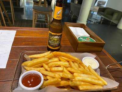 Thomas St. Kitchen & Bar