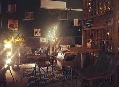 Summer's Garden Cafe & Bar