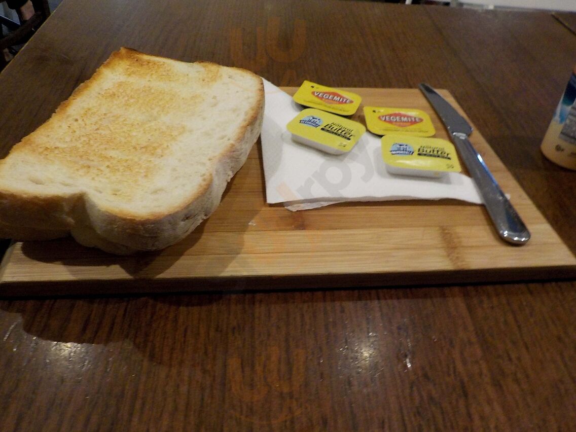 Caffe E Cucina @ Tokh