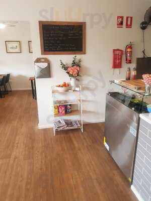 The Platypus Accommodation & Cafe