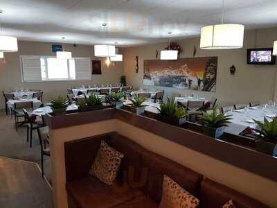 Kallaroos Curry House