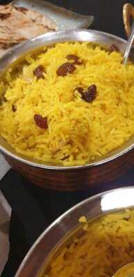 Raj On Taj Hutt Street