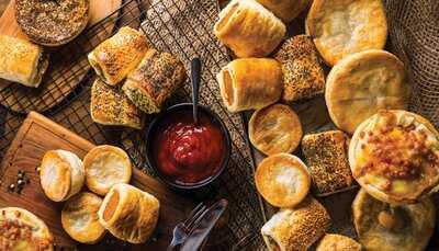 Banjo's Bakery Cafe Darra