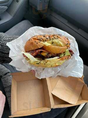 Boston Burger & Grill