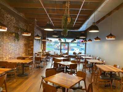 Saffron Indian Nepalese Restaurant And Bar