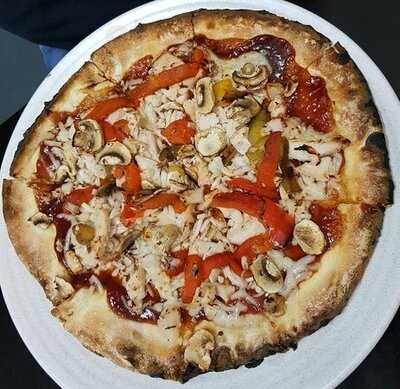 Vince & Louies  Cafe & Pizzeria