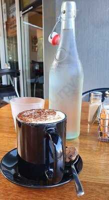 Ocean N Earth Diner & Bar