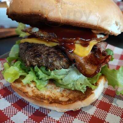 Juicy Lu's Restaurant & Bar