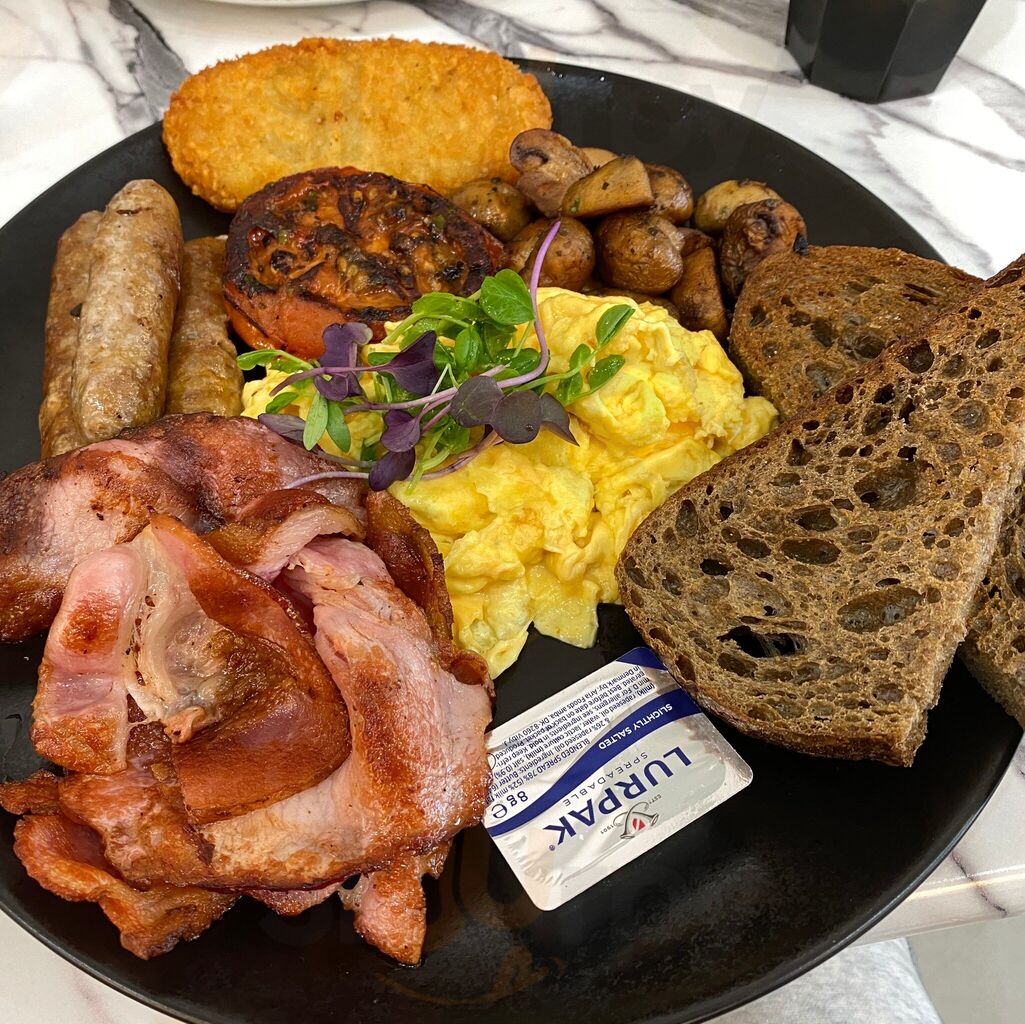 Pantry Eleveneleven