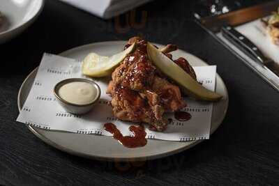 The George Bar & Grill