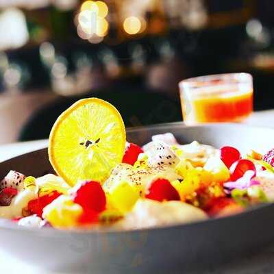 Wild Thyme Restaurant & Bar