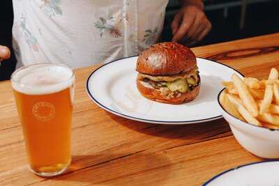 The Mighty Moonee Ponds