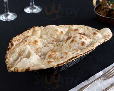 Hungry Eye Asian Fusion & Bar