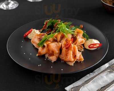 Hungry Eye Asian Fusion & Bar