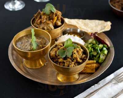 Hungry Eye Asian Fusion & Bar