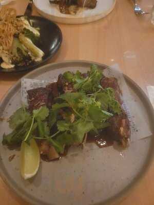 Koomo Restaurant & Bar