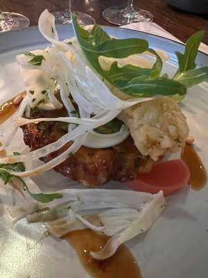 Hemingway's Wine Bar